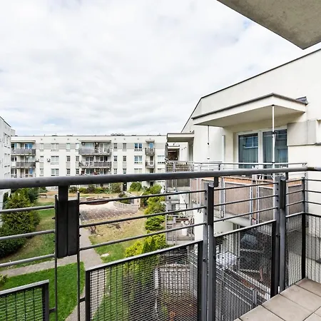 Ursus Pleasant Apartment Warsaw Exterior photo